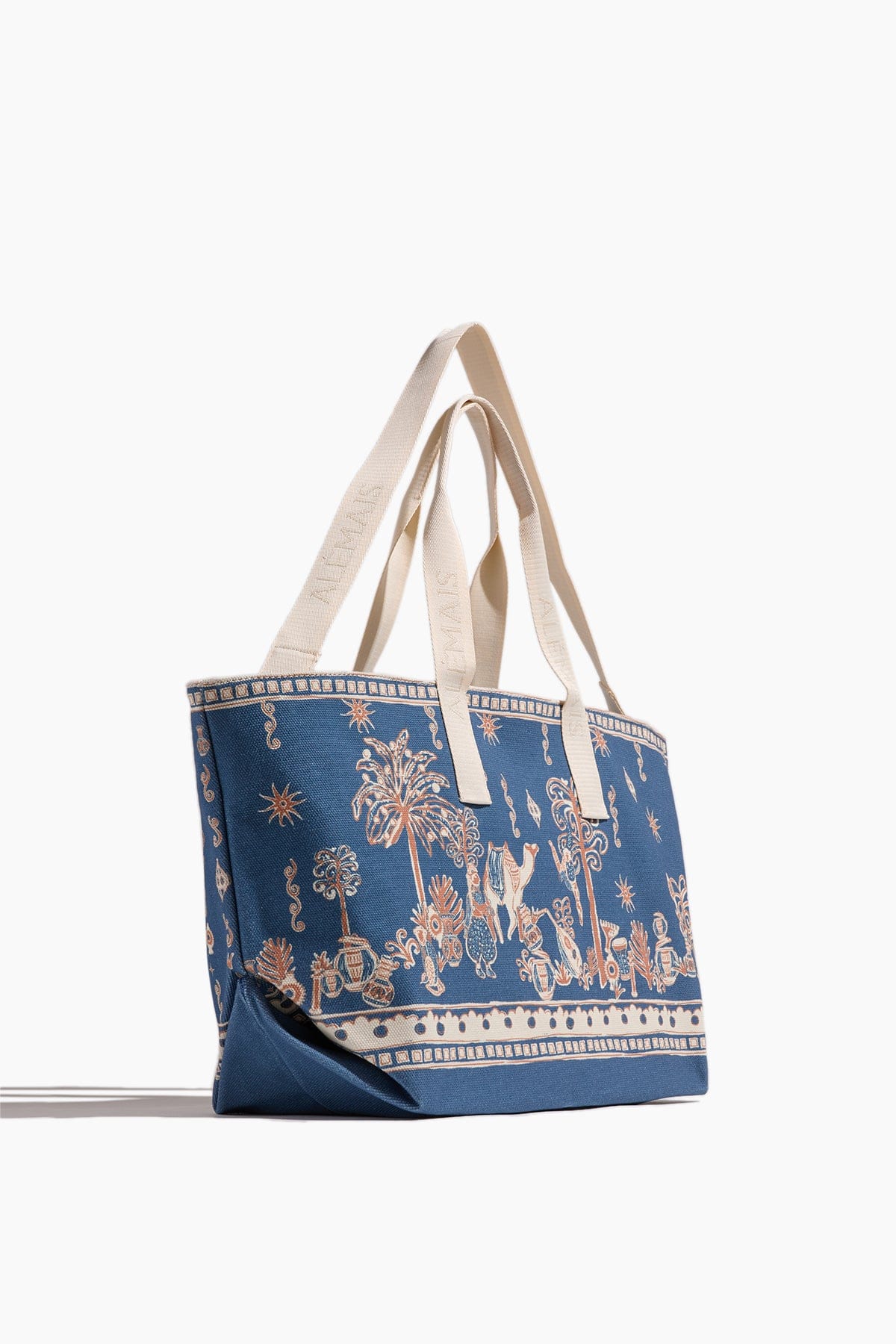 Acacia Weekender in Blue - Image 3