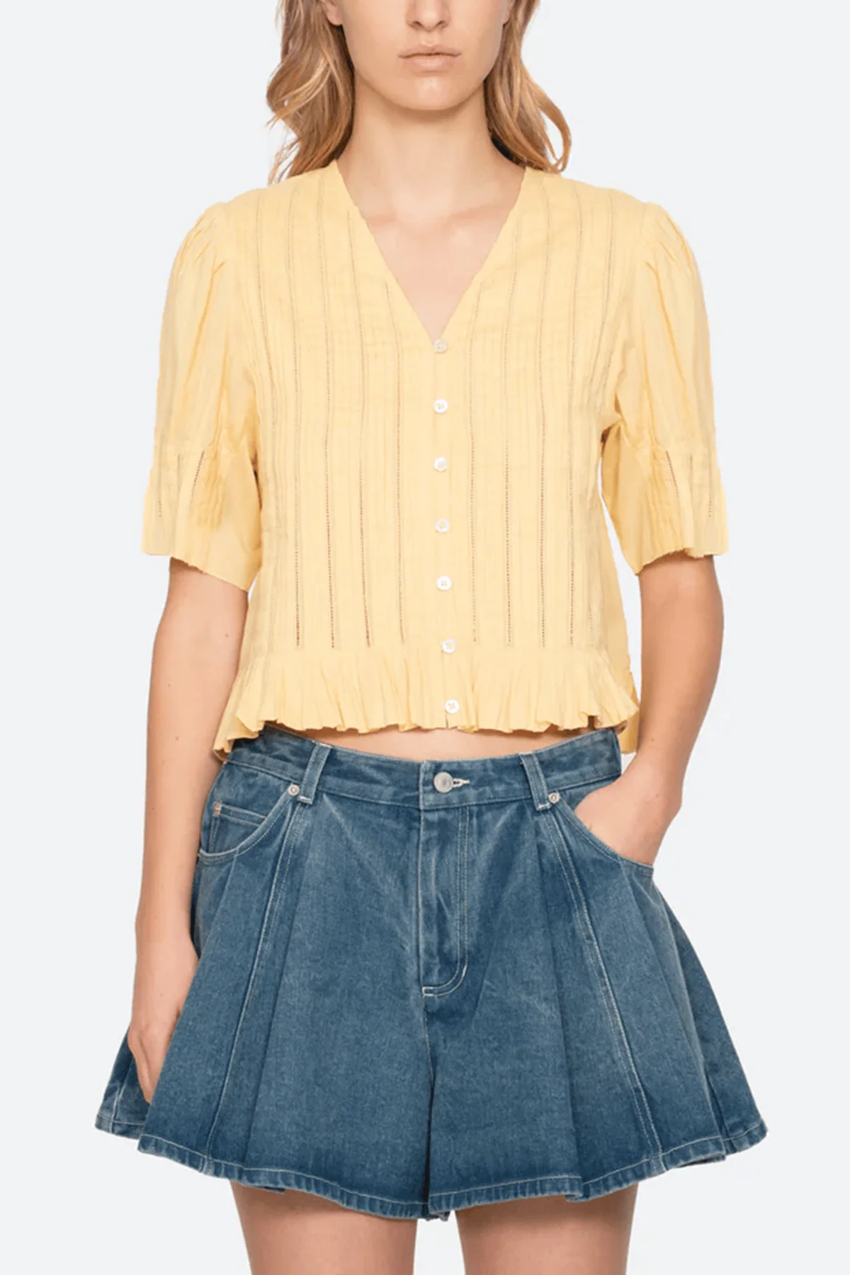 Alberte Solid Bubble Sleeve Blouse in Yellow - Image 3