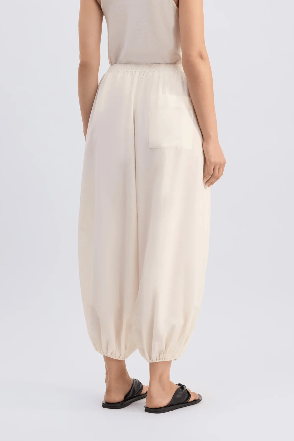Almaya Balloon Pant in Ivory - Image 4