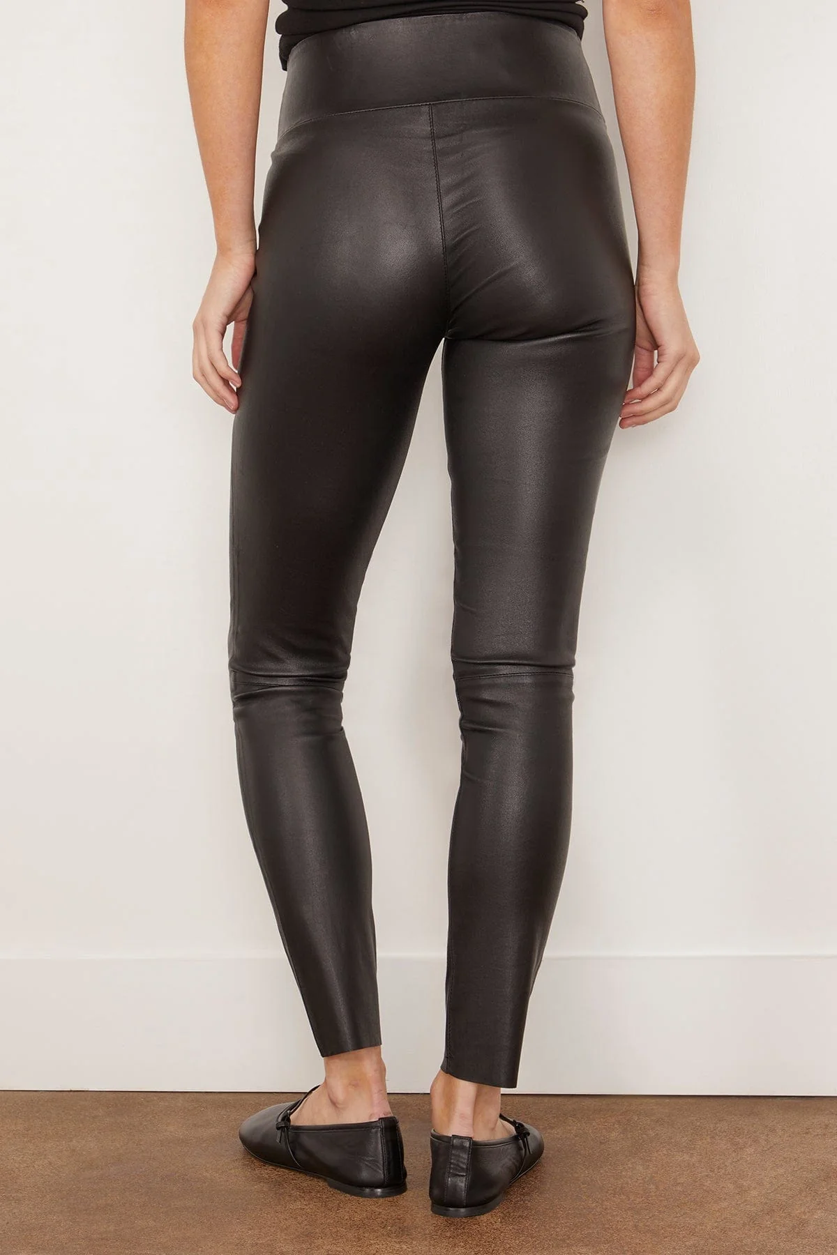 Ankle Leather Legging in Black - Image 4
