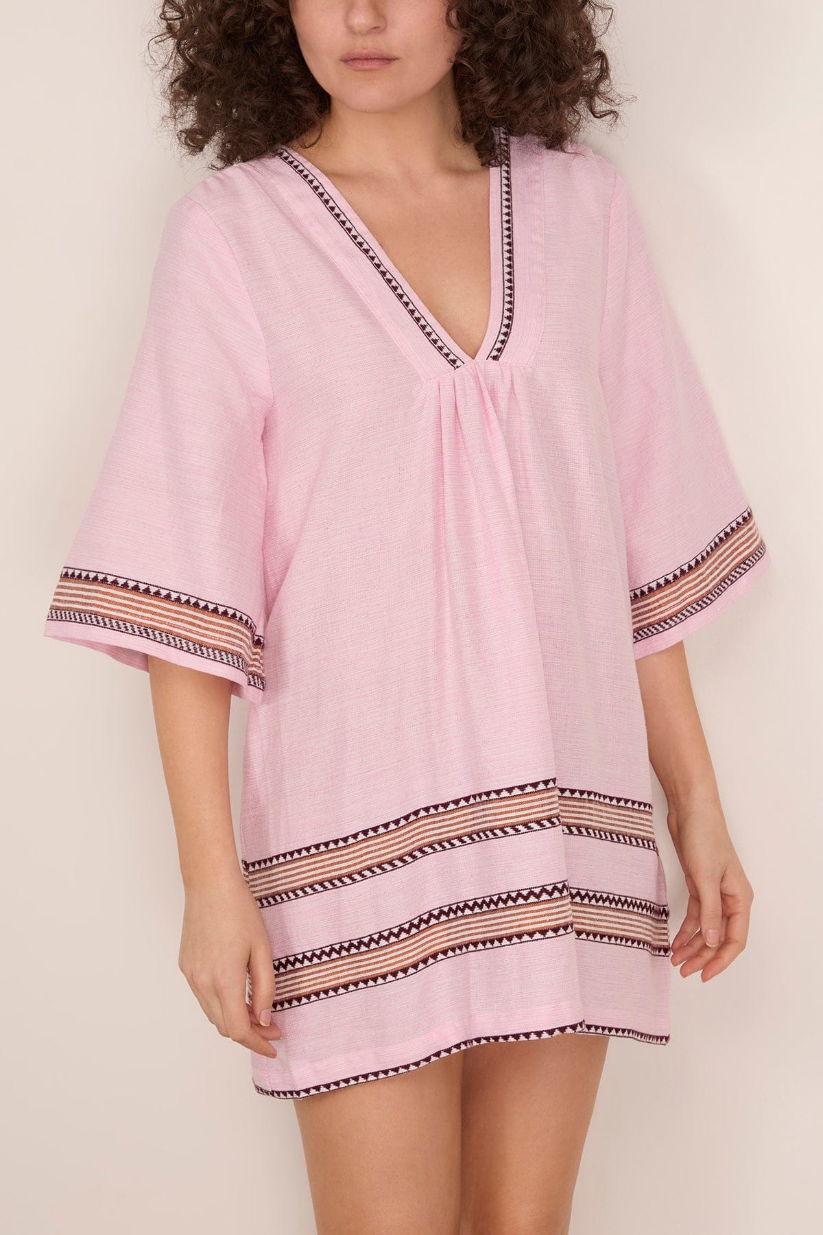 Belkis V-Neck Caftan in Munit Pink - Image 3