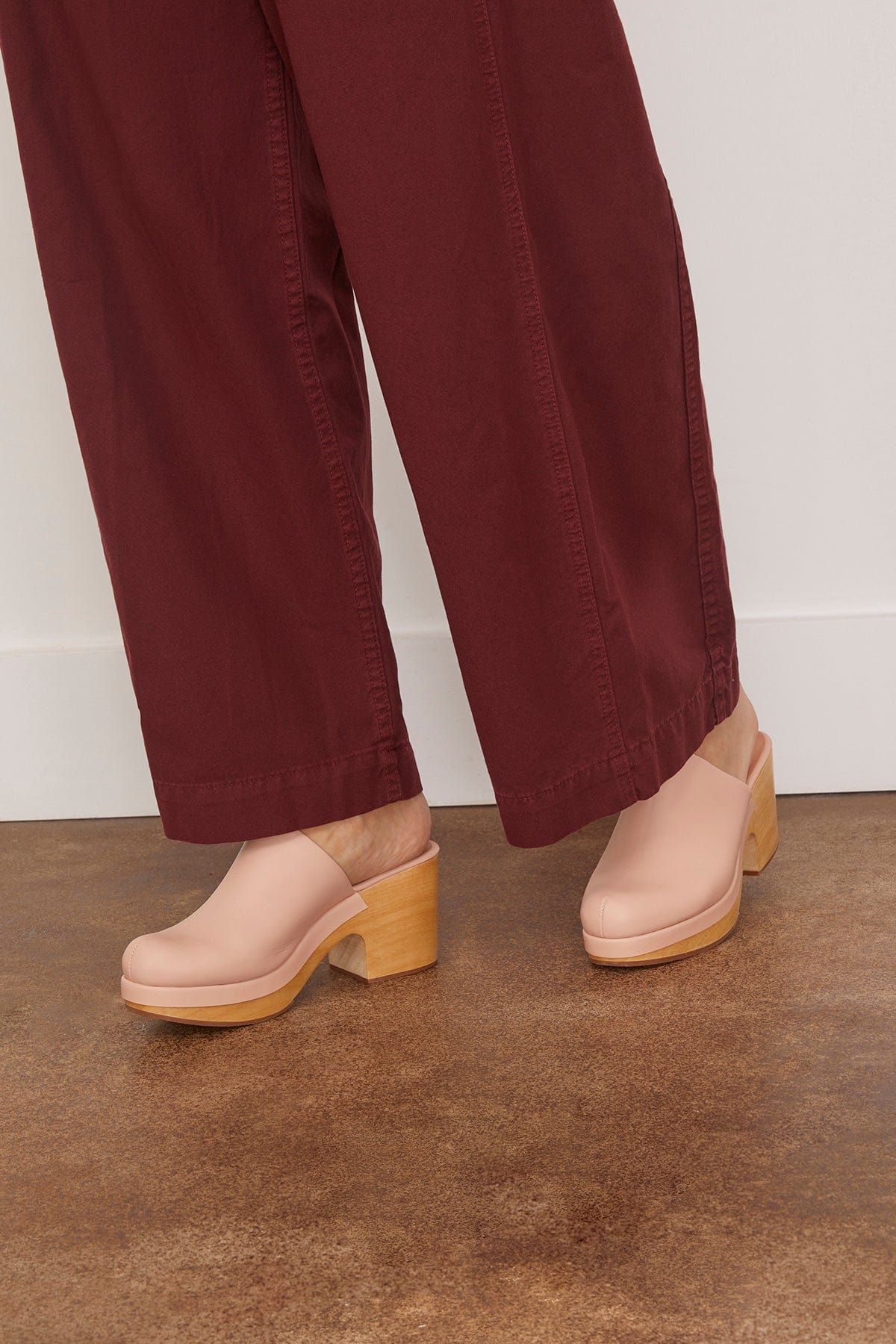 Bose Clog in Blush - Image 2