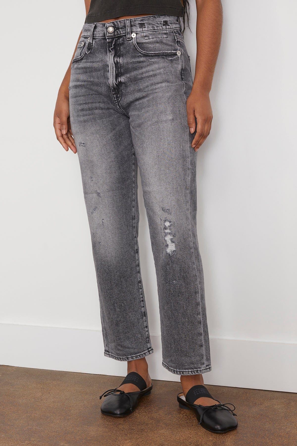 Boyfriend Jean in Vintage Grey - Image 3