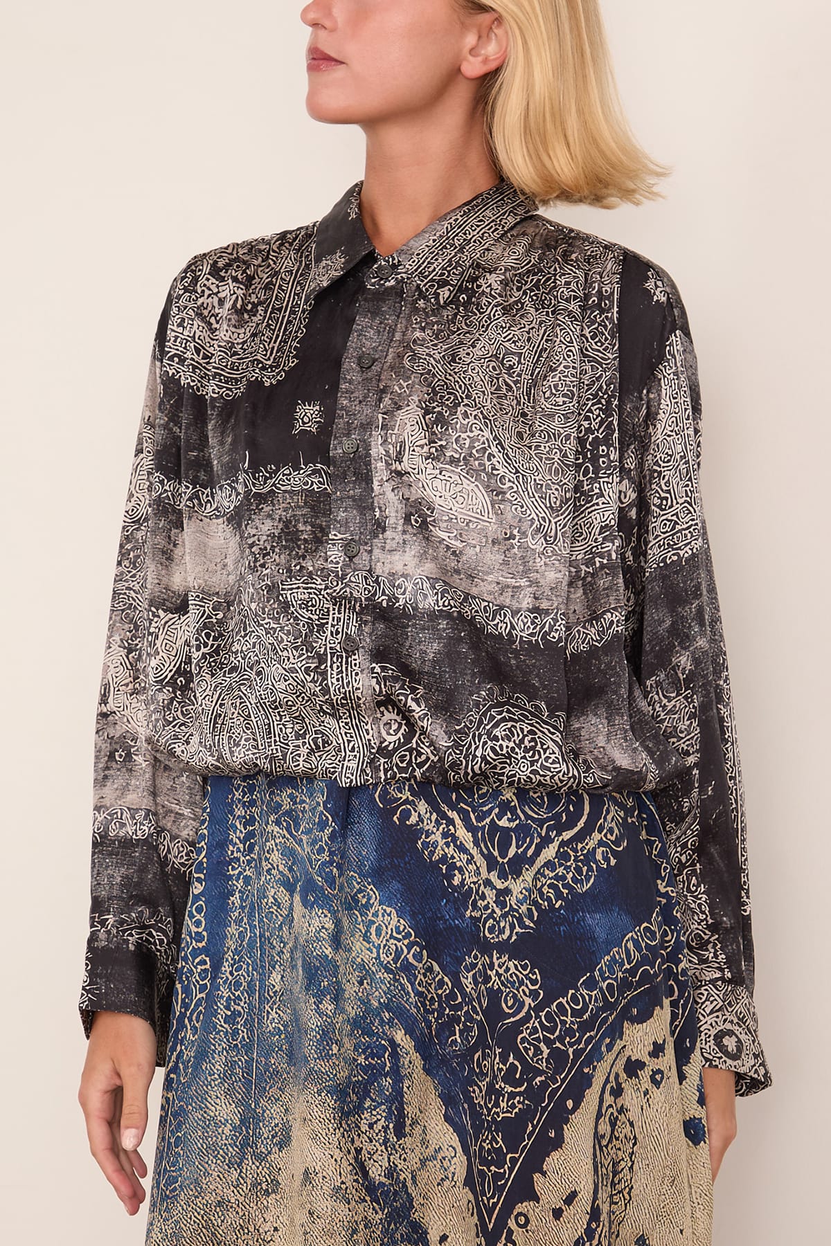 Bubble Shirt with Gathered Yoke in Black Multi Medallion - Image 3