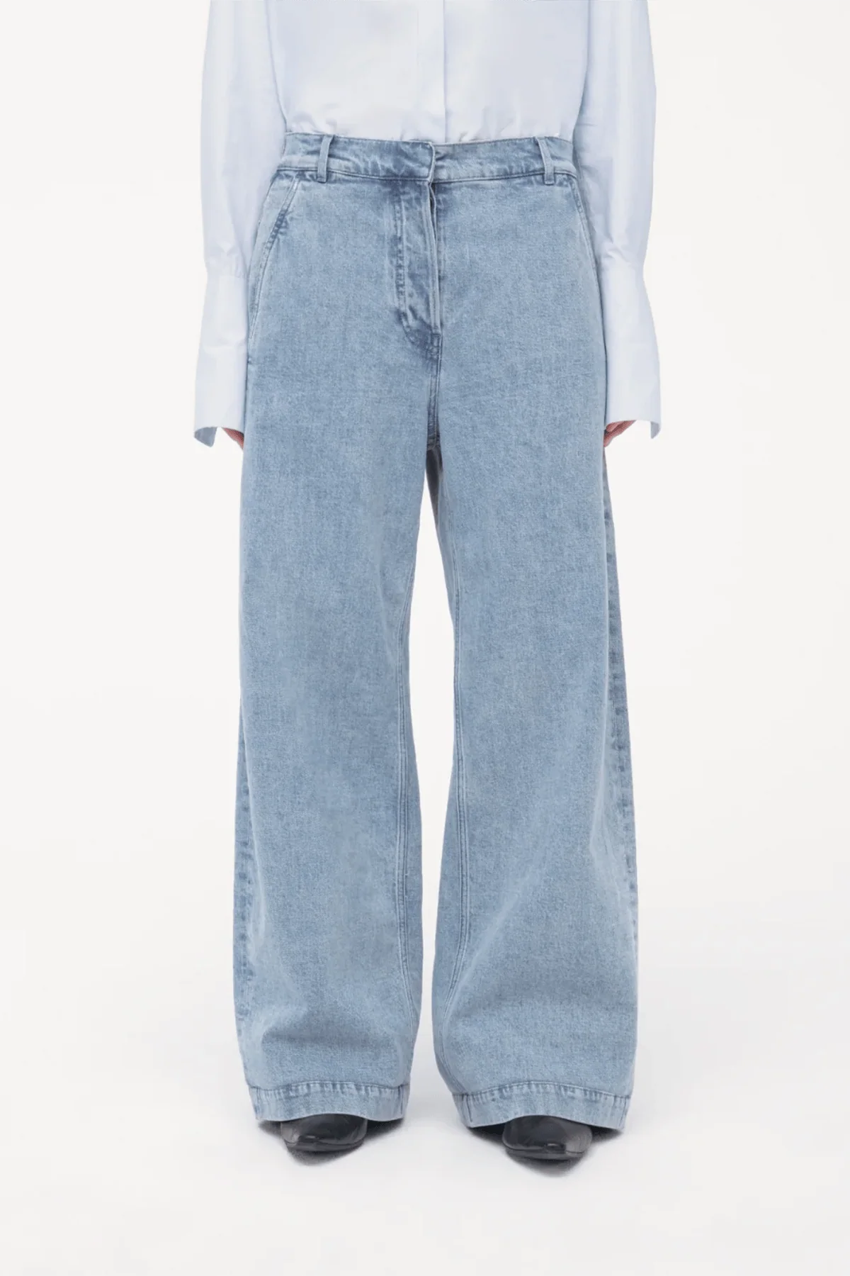 Carpenter Denim Pant in Light Blue Wash - Image 3