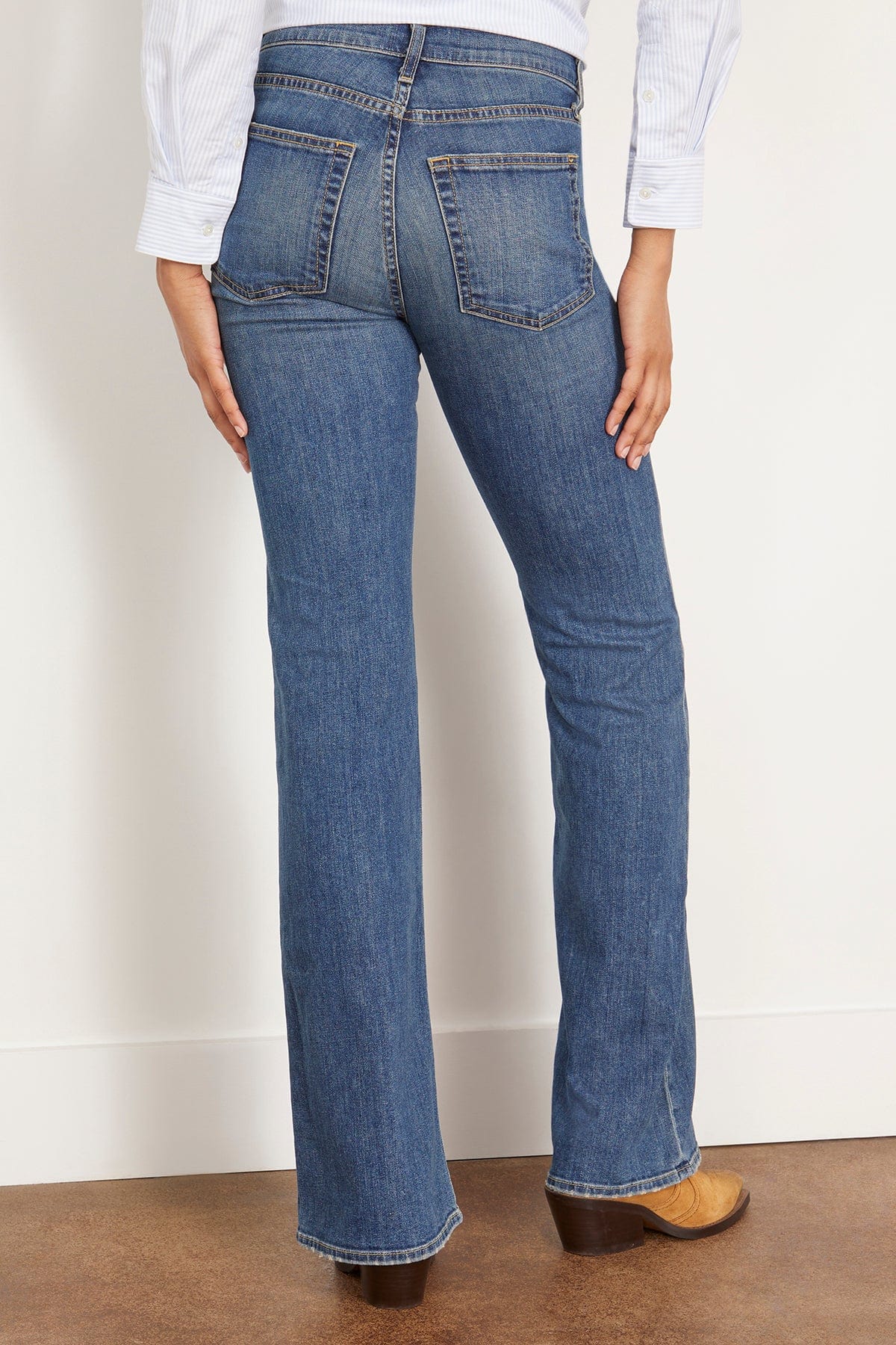 Celia Jeans in Classic Wash - Image 4