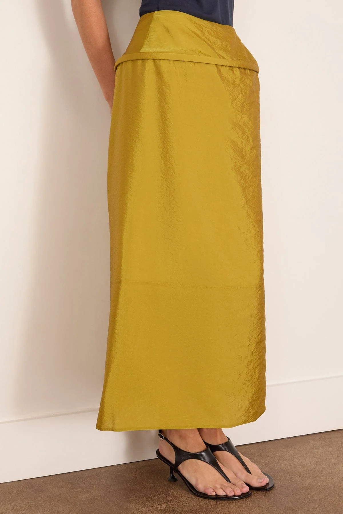 Chassis Hoop Pencil Skirt in Dijon - Image 3