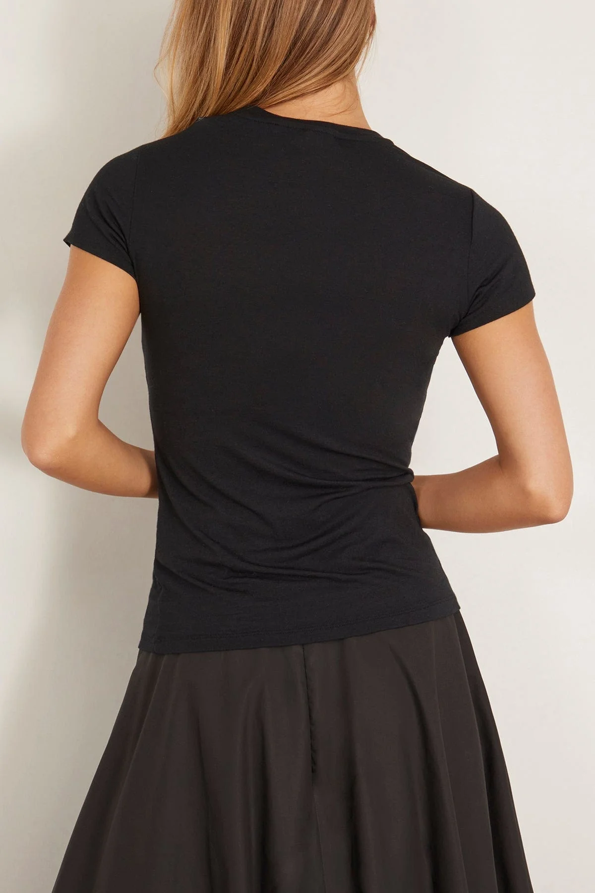Chic Comfort Shirt in Pure Black - Image 4