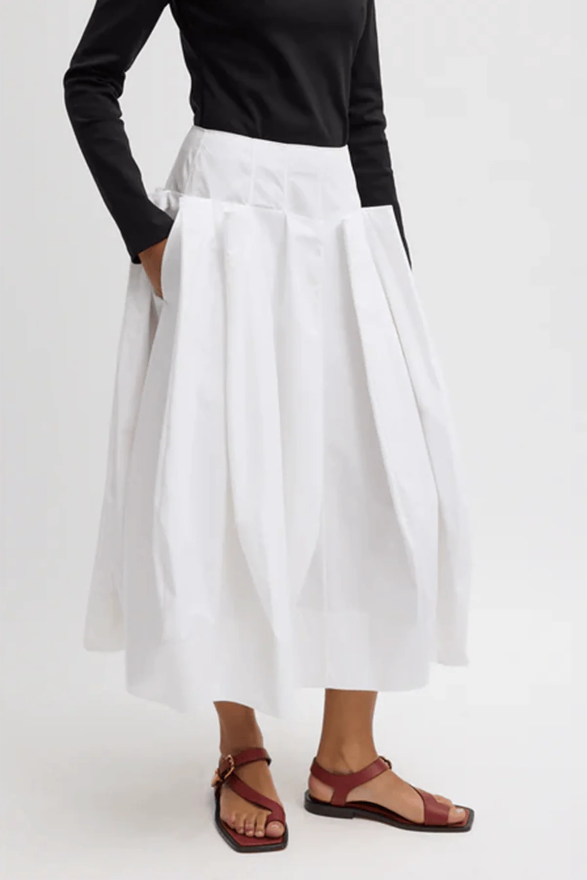 Compact Poplin Pinch Pleat Full Skirt in White - Image 3