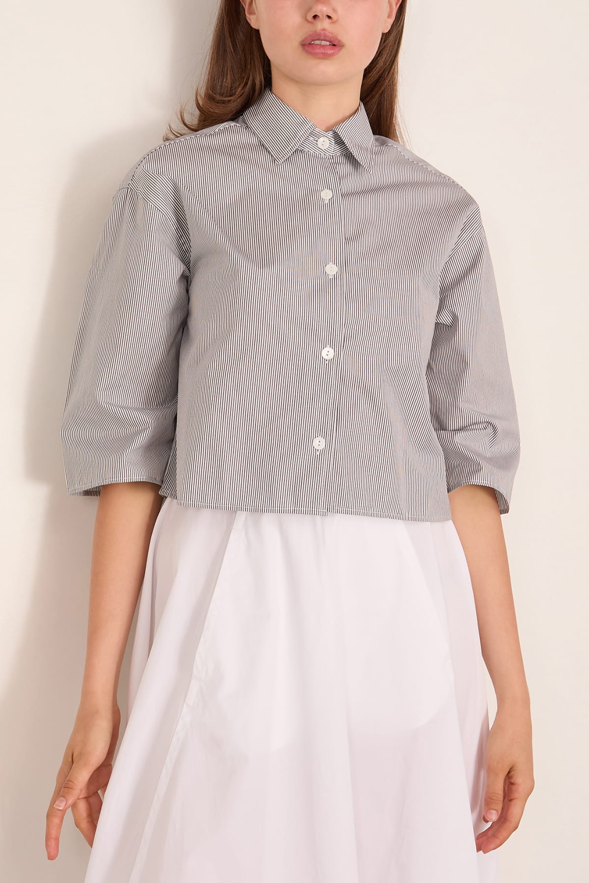 Cropped Short Sleeve Shirt in Pinstripe Black/White - Image 3