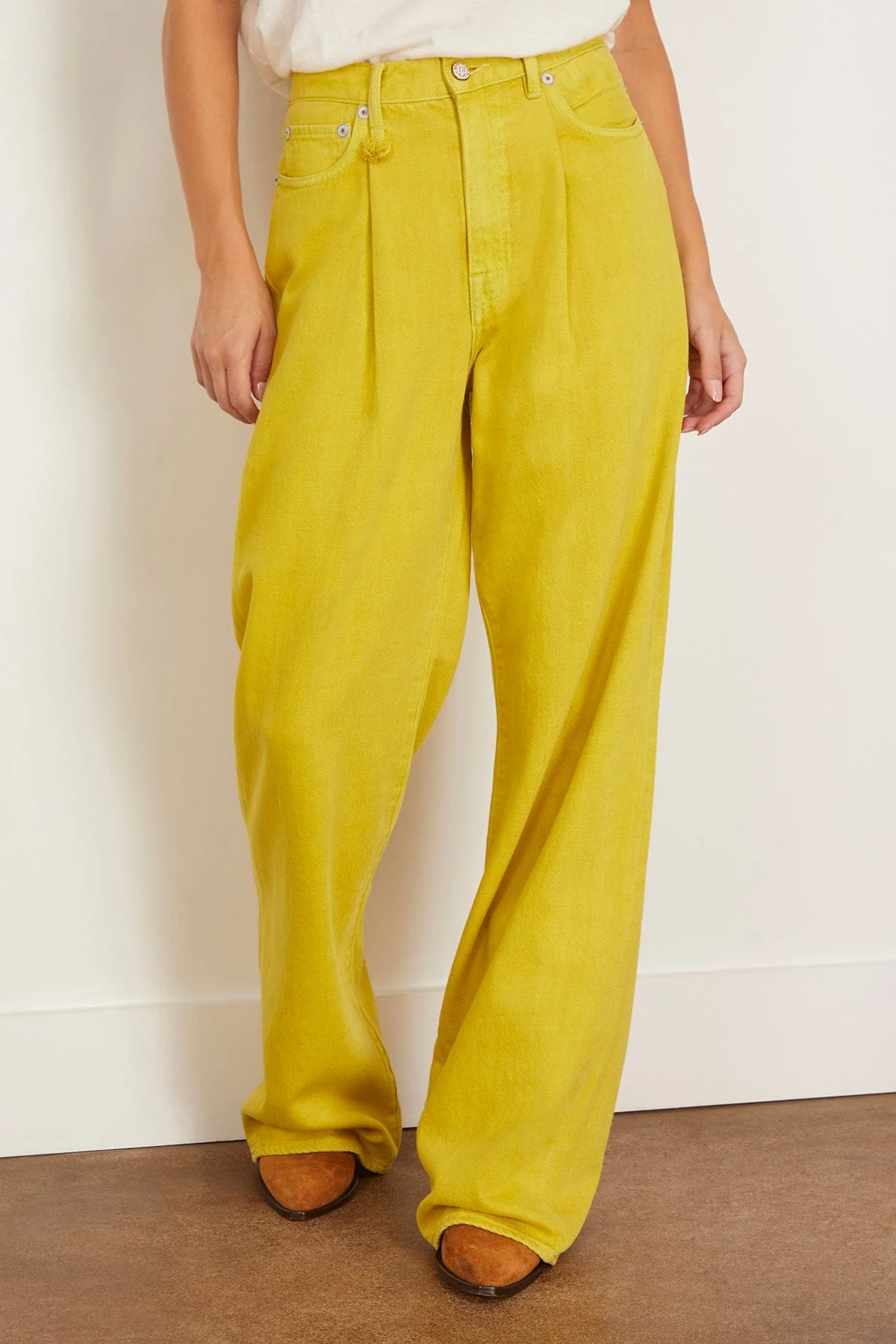 Damon Jean in Vibrant Yellow - Image 3