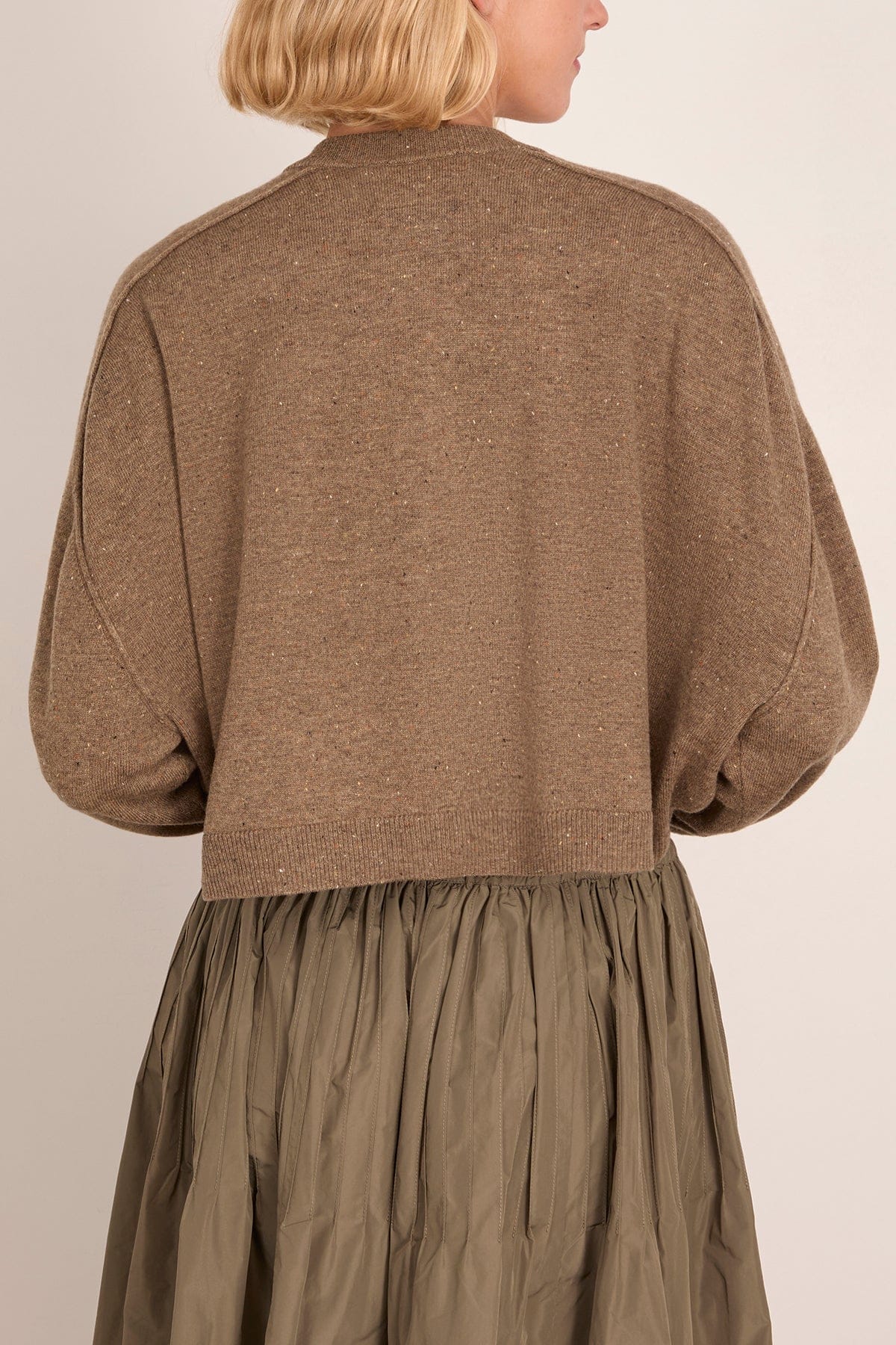 Douve Sweater in Taupe - Image 4