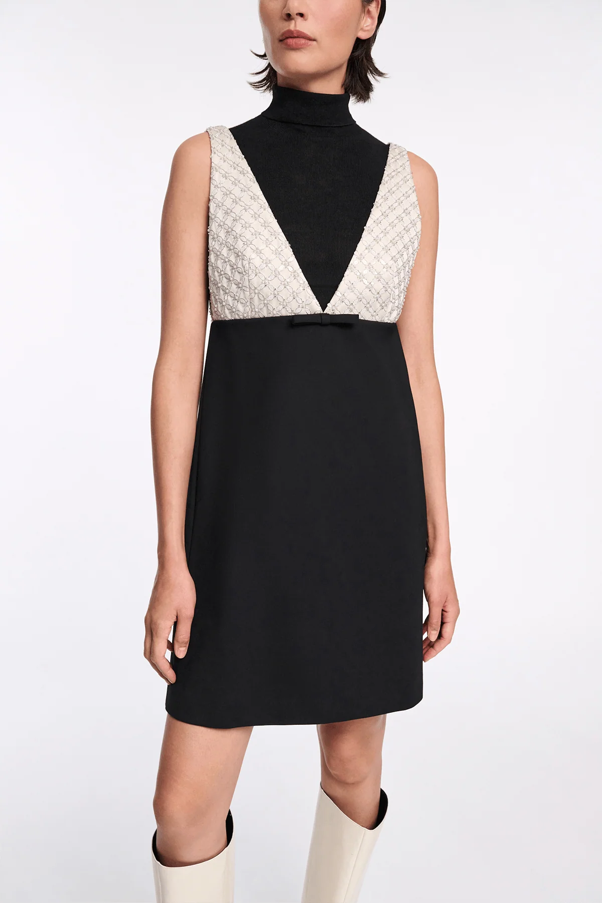 Emotional Essence Dress in Black-Off White - Image 3