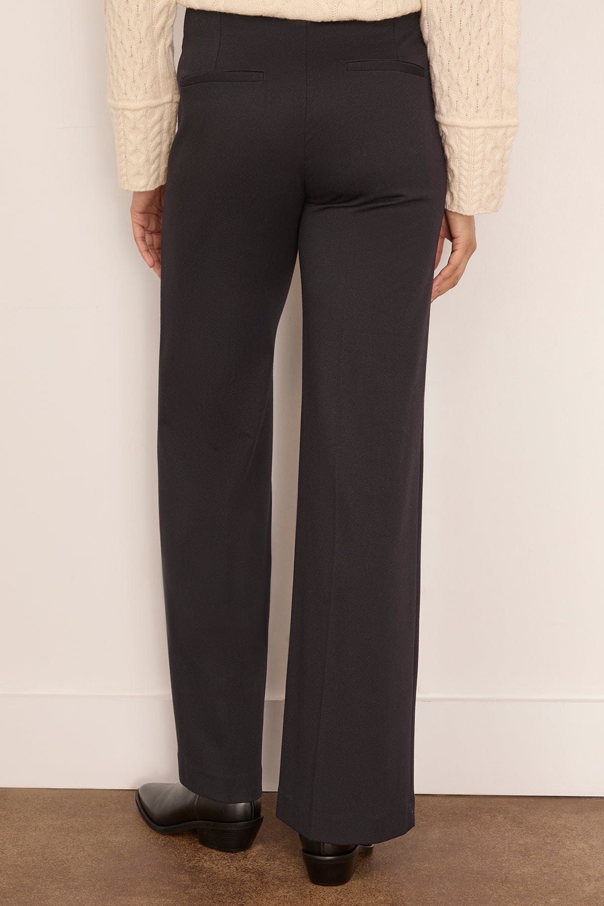 Faru Pant in Marine - Image 4