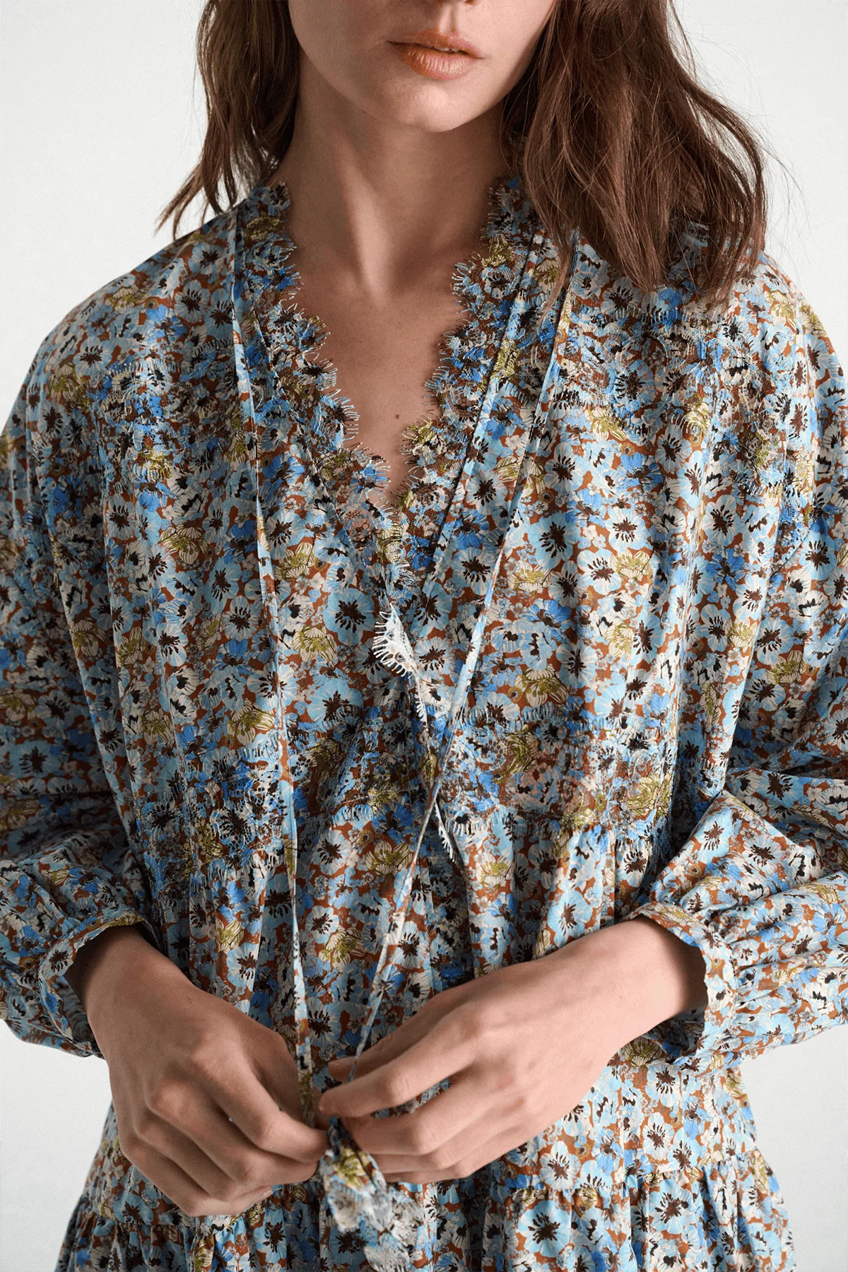 Floral Volumes Dress in Mini Boho Flower Blue - Image 4