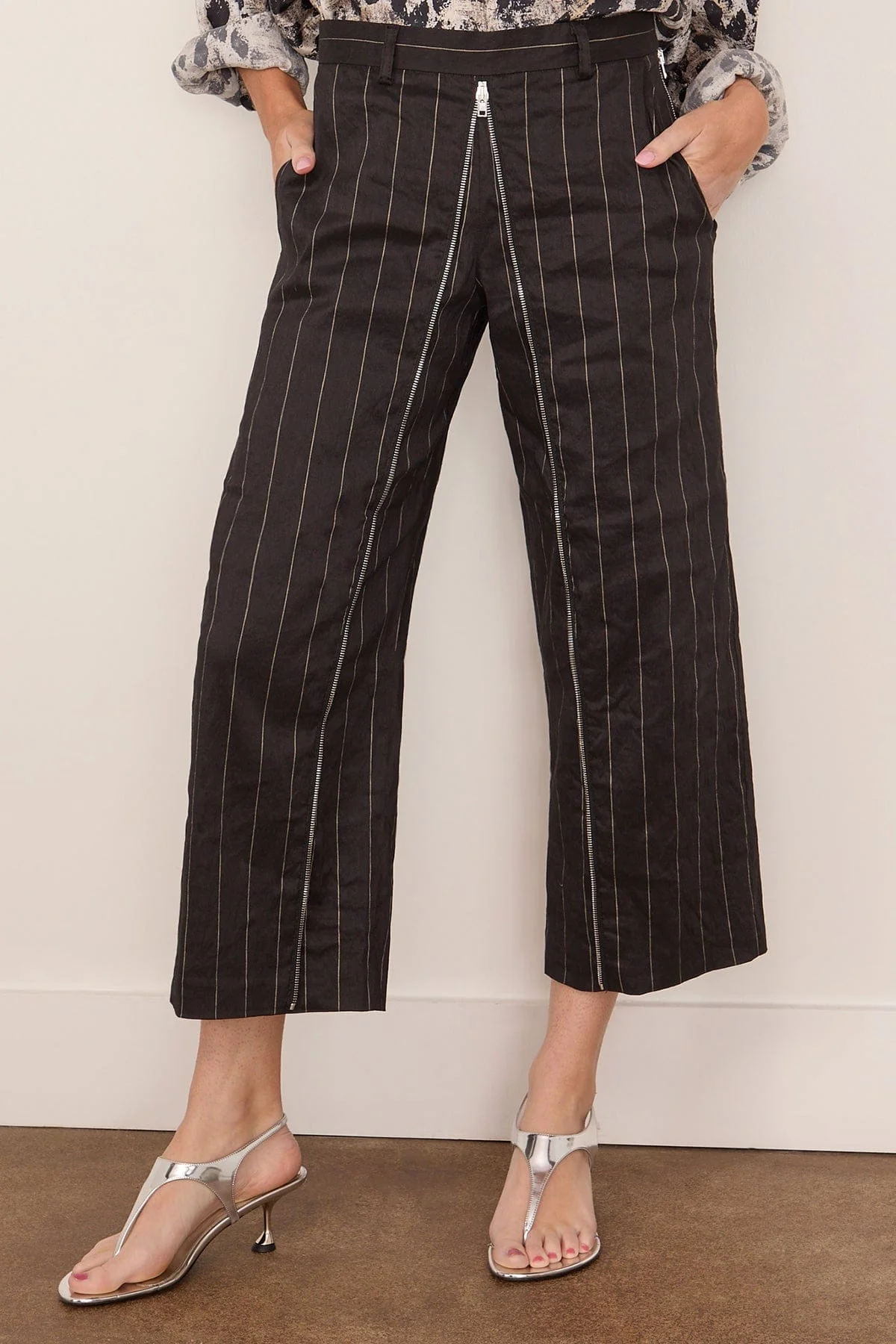 Front Zip Trouser in Black Silver Wide - Image 3
