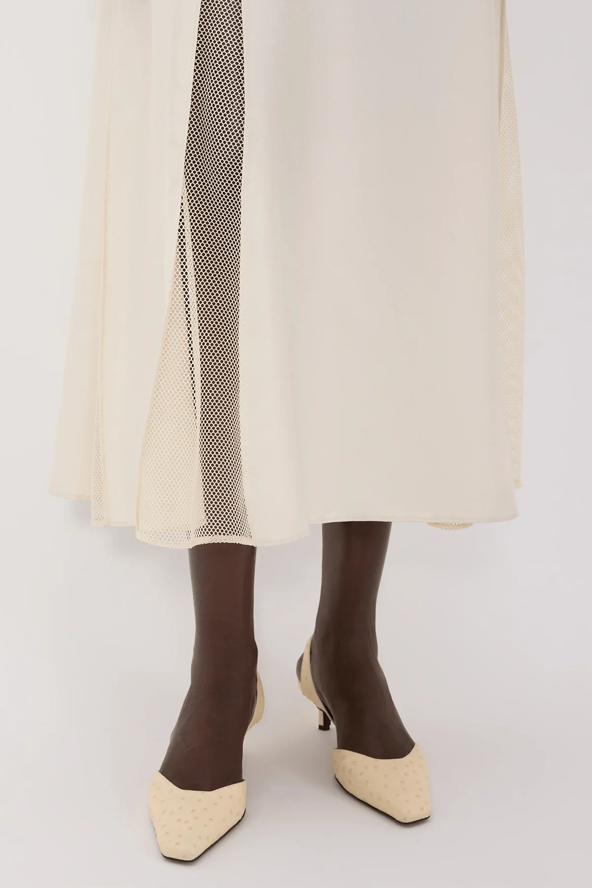 Iraka Detailed Maxi Dress in Ivory - Image 5
