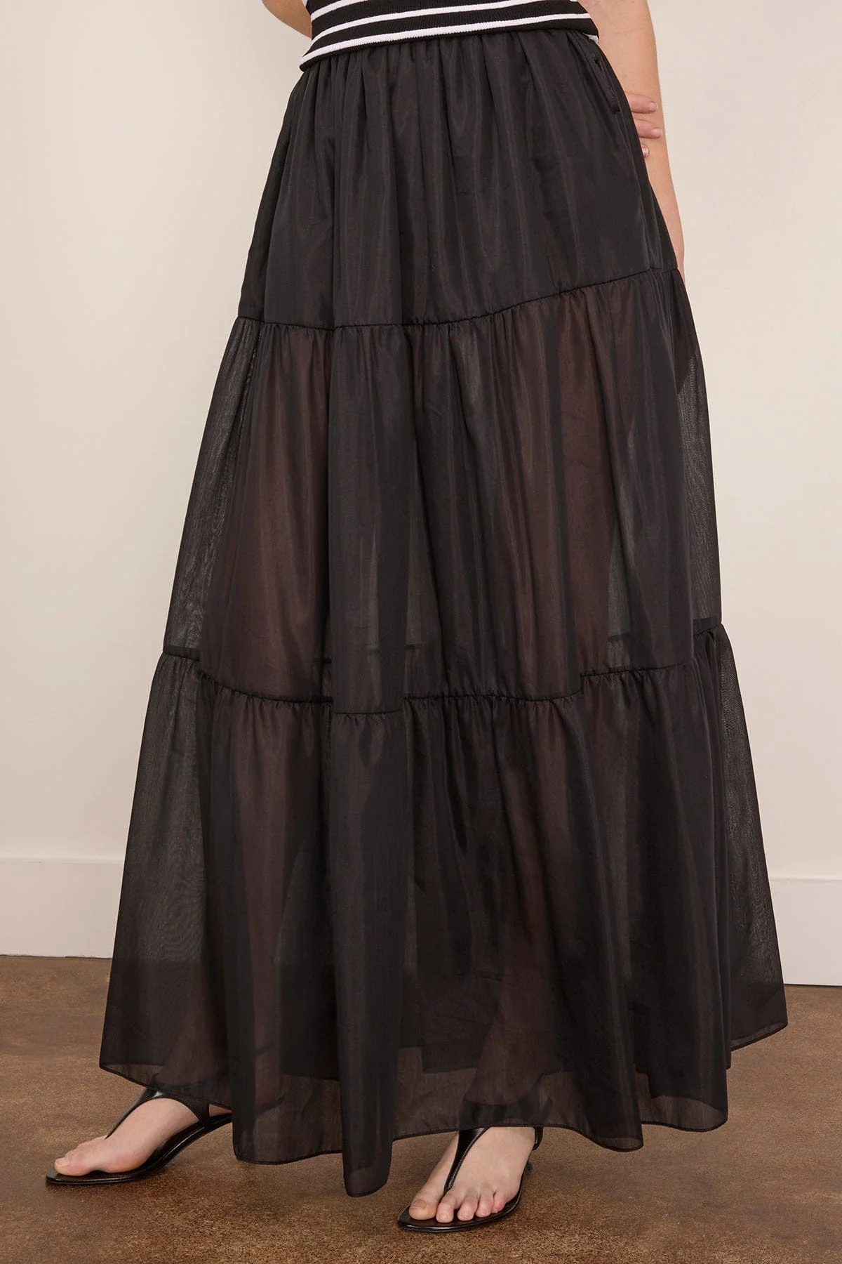 June Skirt in Black - Image 3