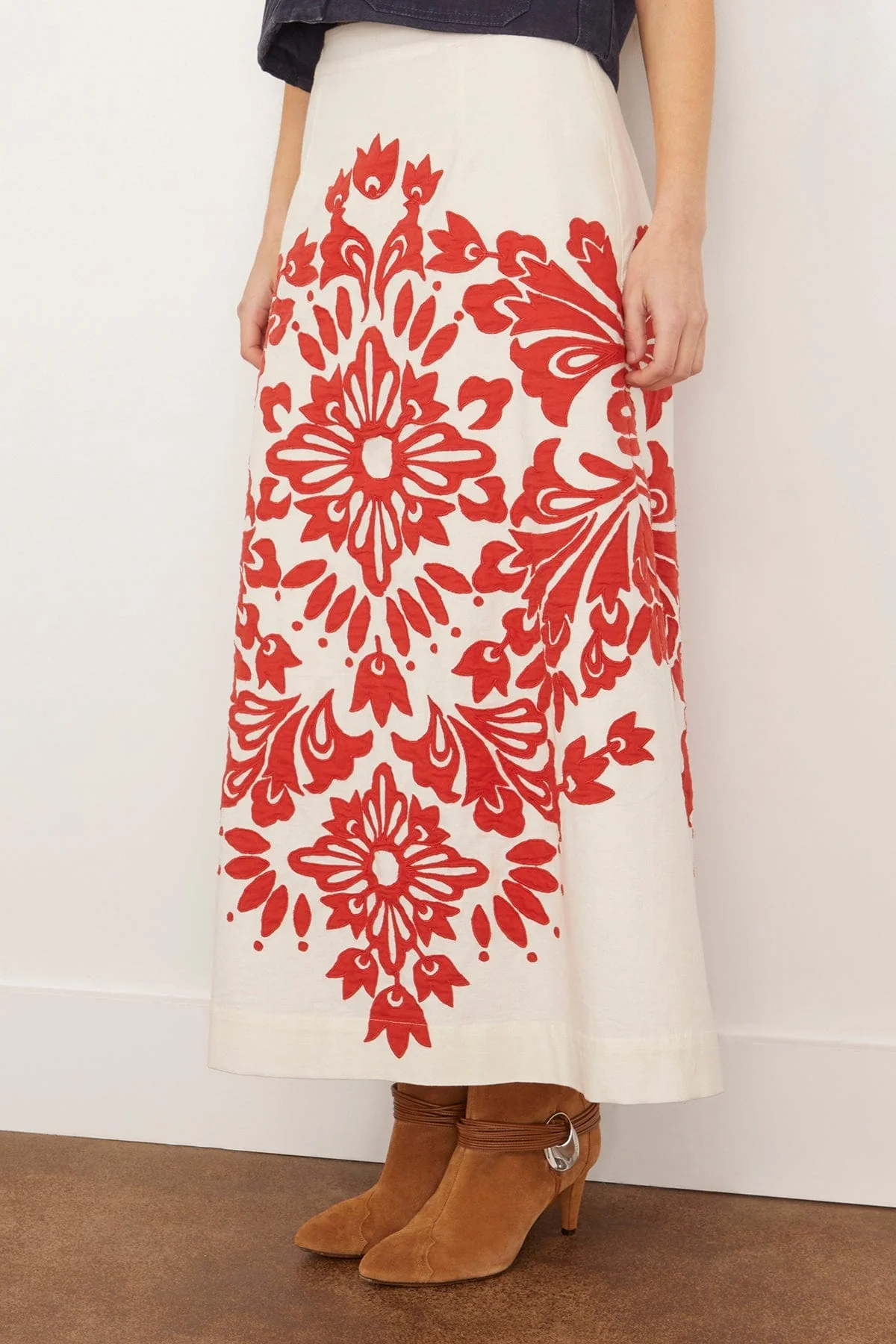 Liliana Applique Midi Skirt in Red - Image 3