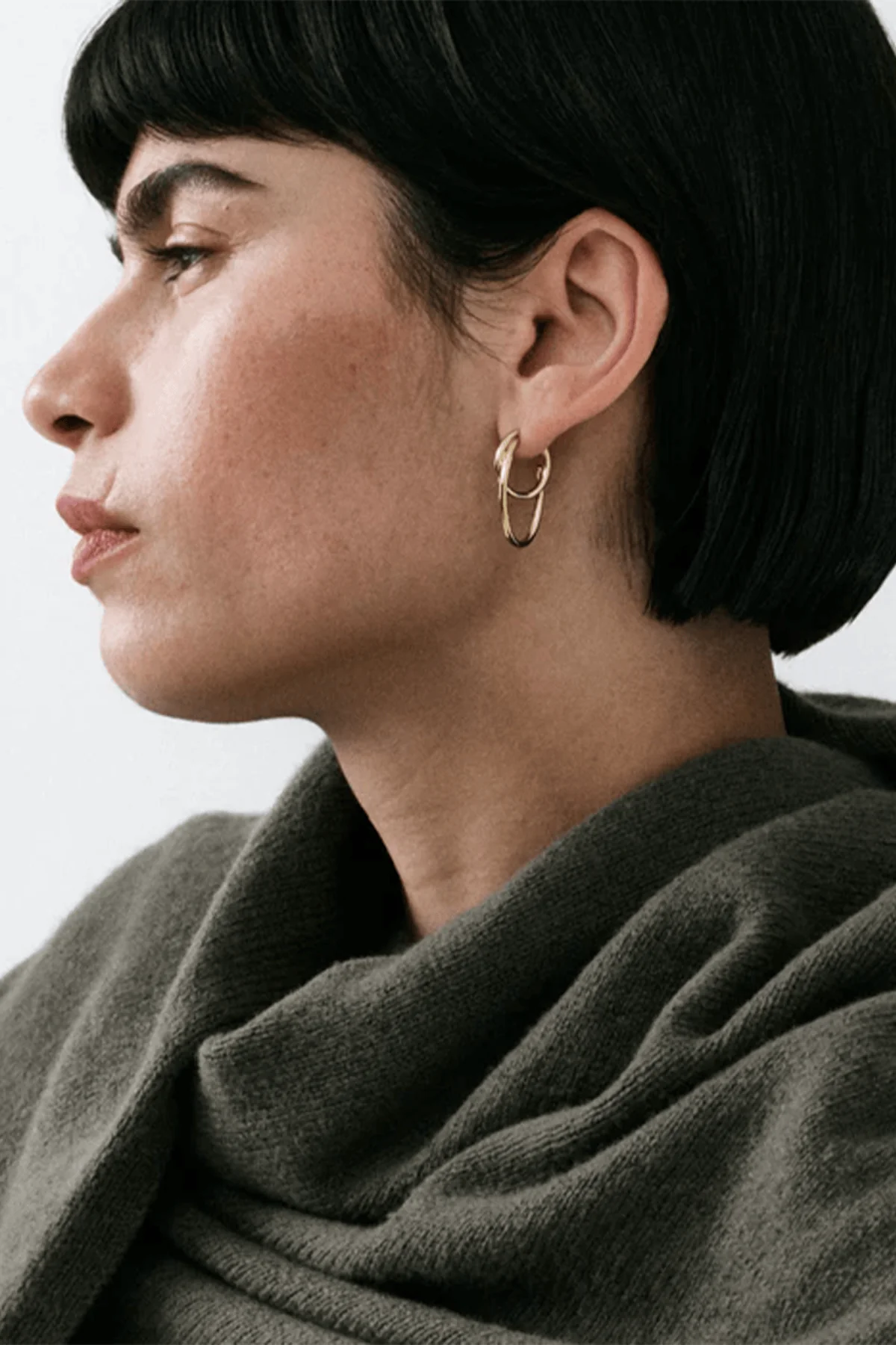 Loom Earrings in Gold - Image 3