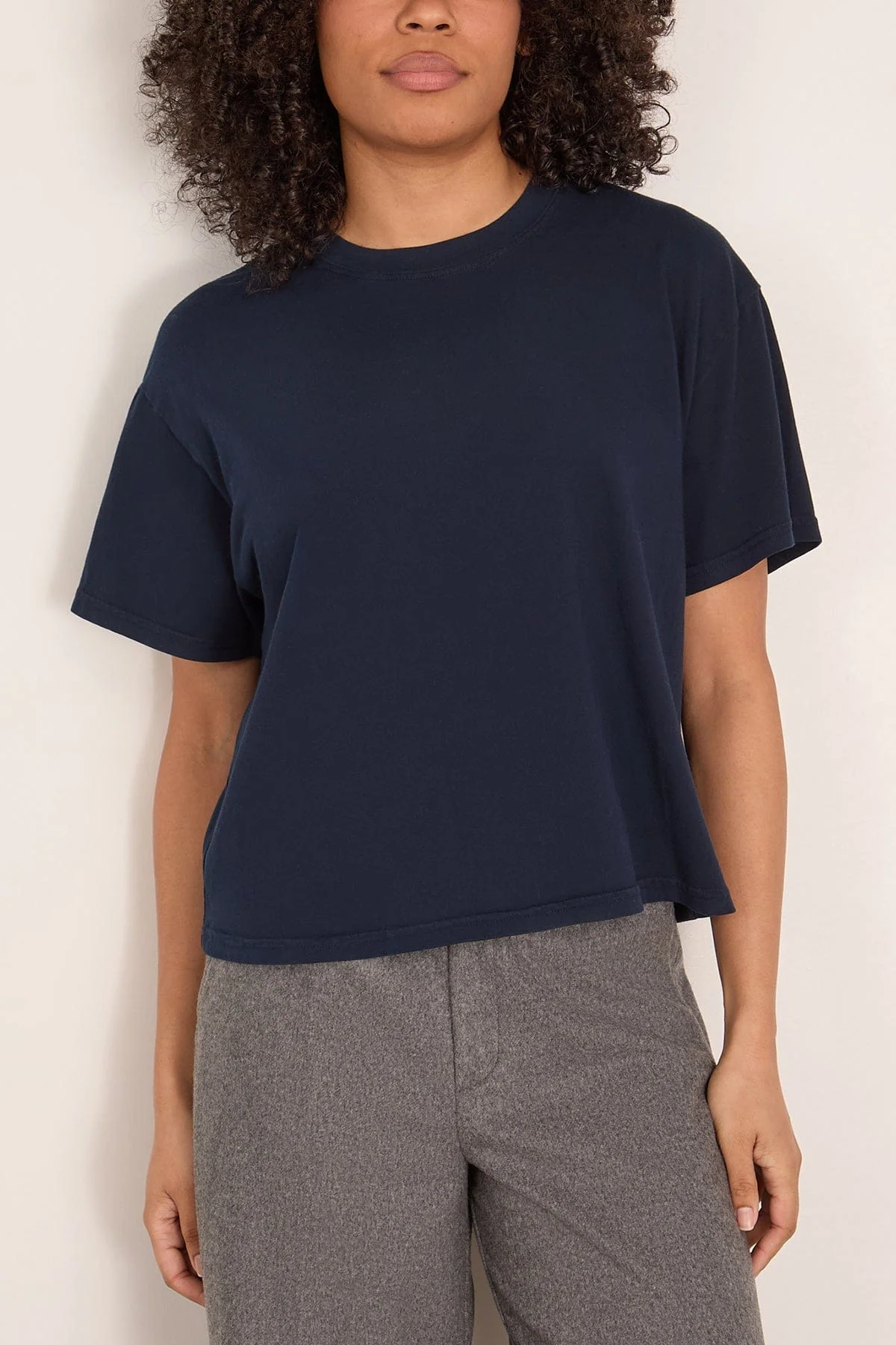 Palmer Tee in Navy - Image 3