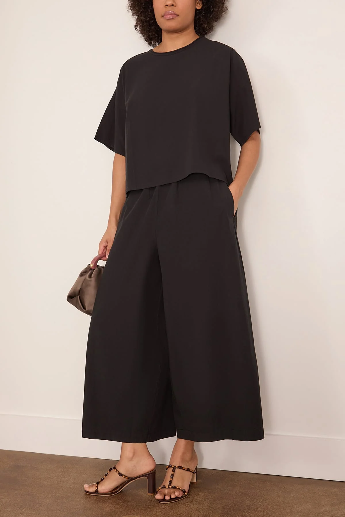 Panta Sole Sette in Black - Image 2