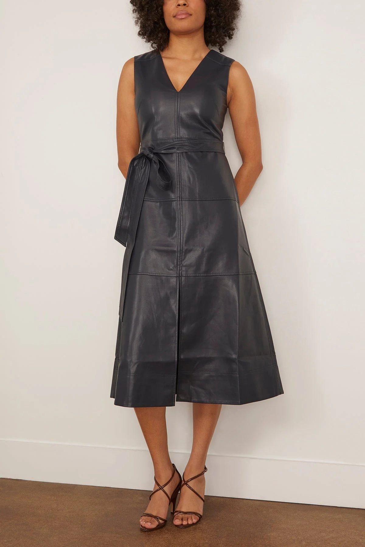 Reinella Dress in Anthracite - Image 3