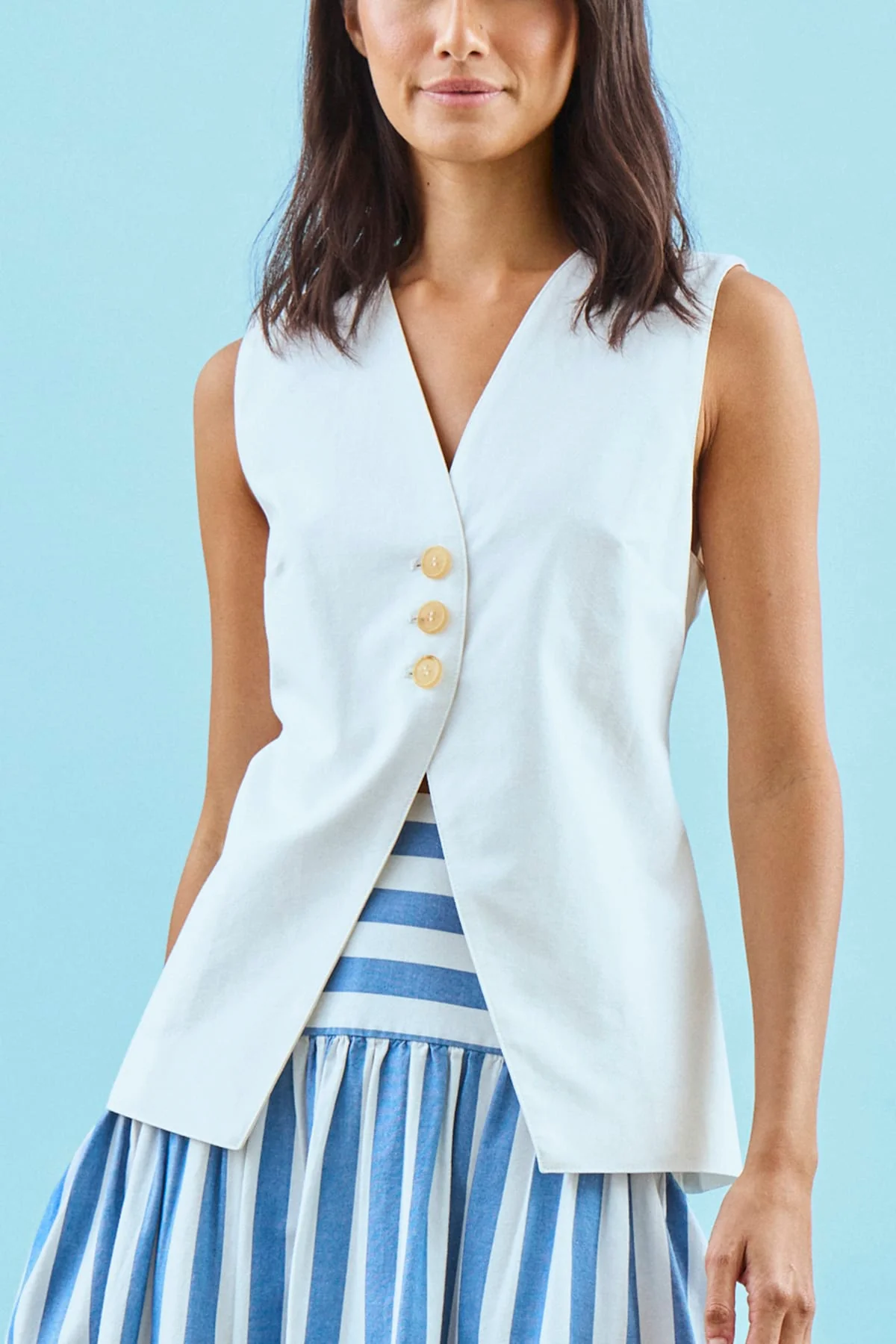 Roma Vest in White - Image 3