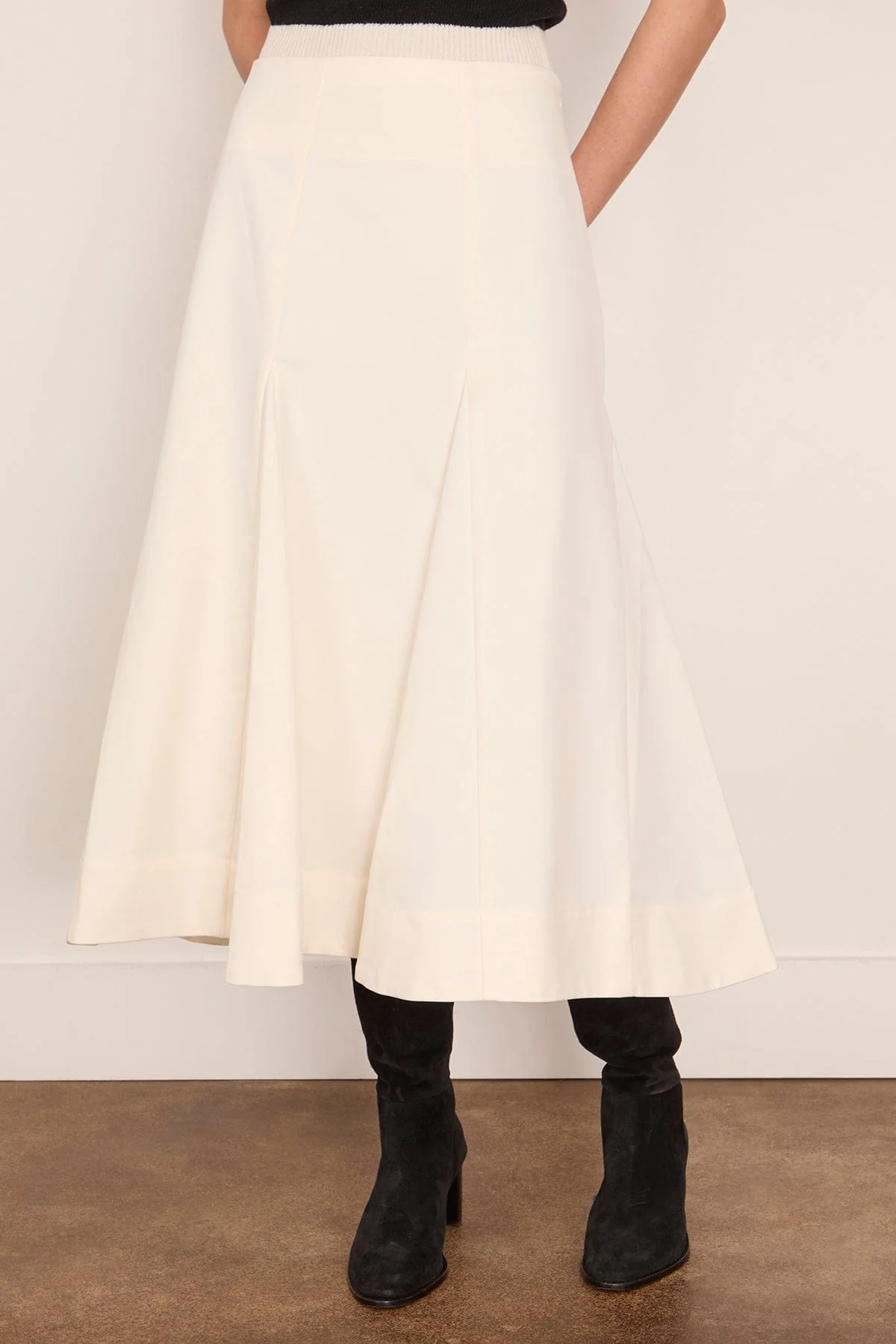 Sculptural Cotton Skirt in Paper White - Image 3