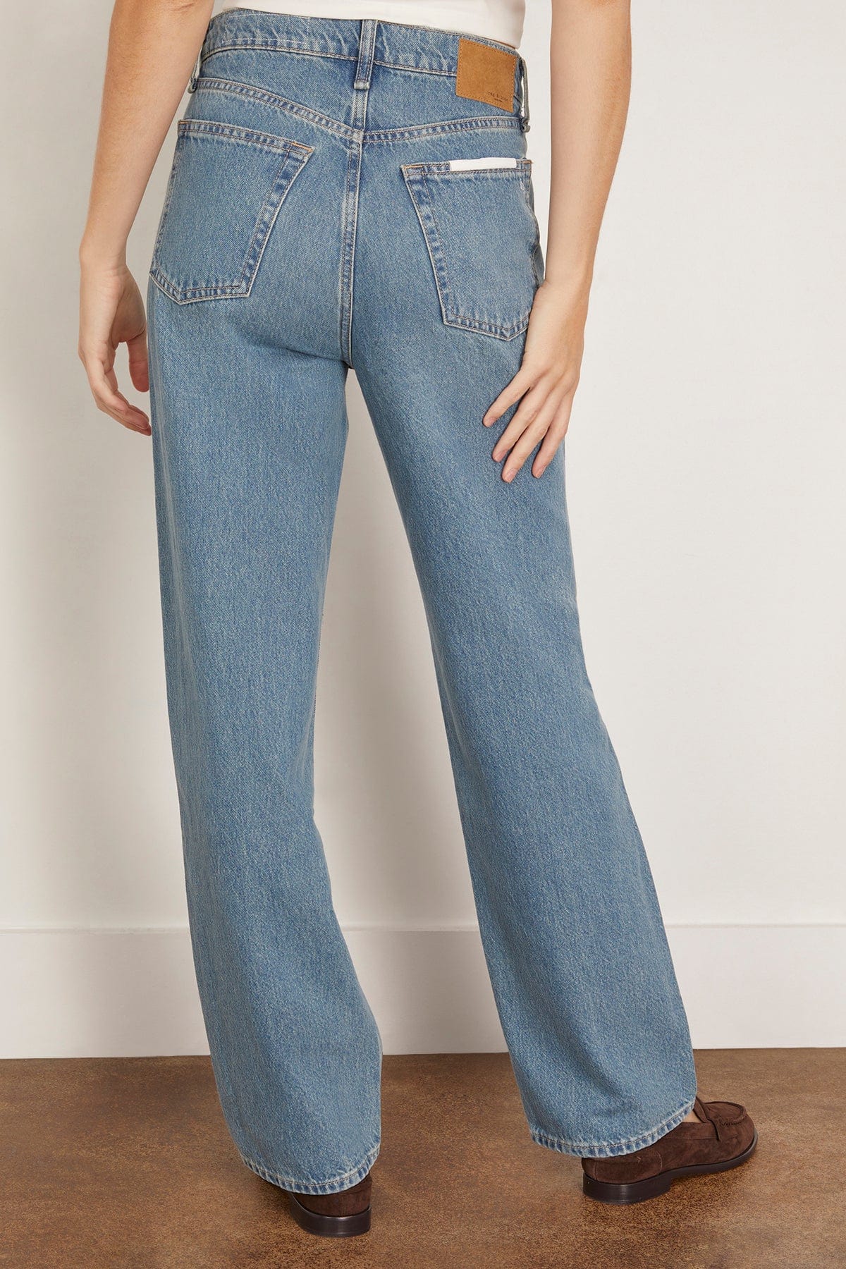 Shea High Rise Ankle Straight Jean in Ithaca - Image 4