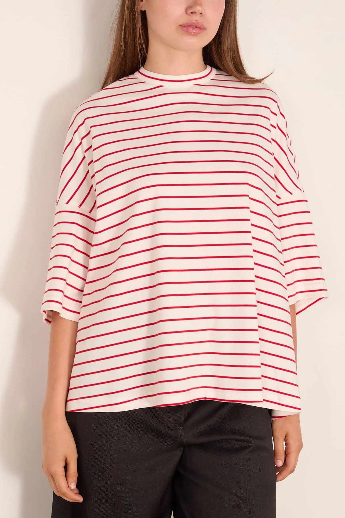 Short Sleeve T-Shirt in White/Red Stripe - Image 3