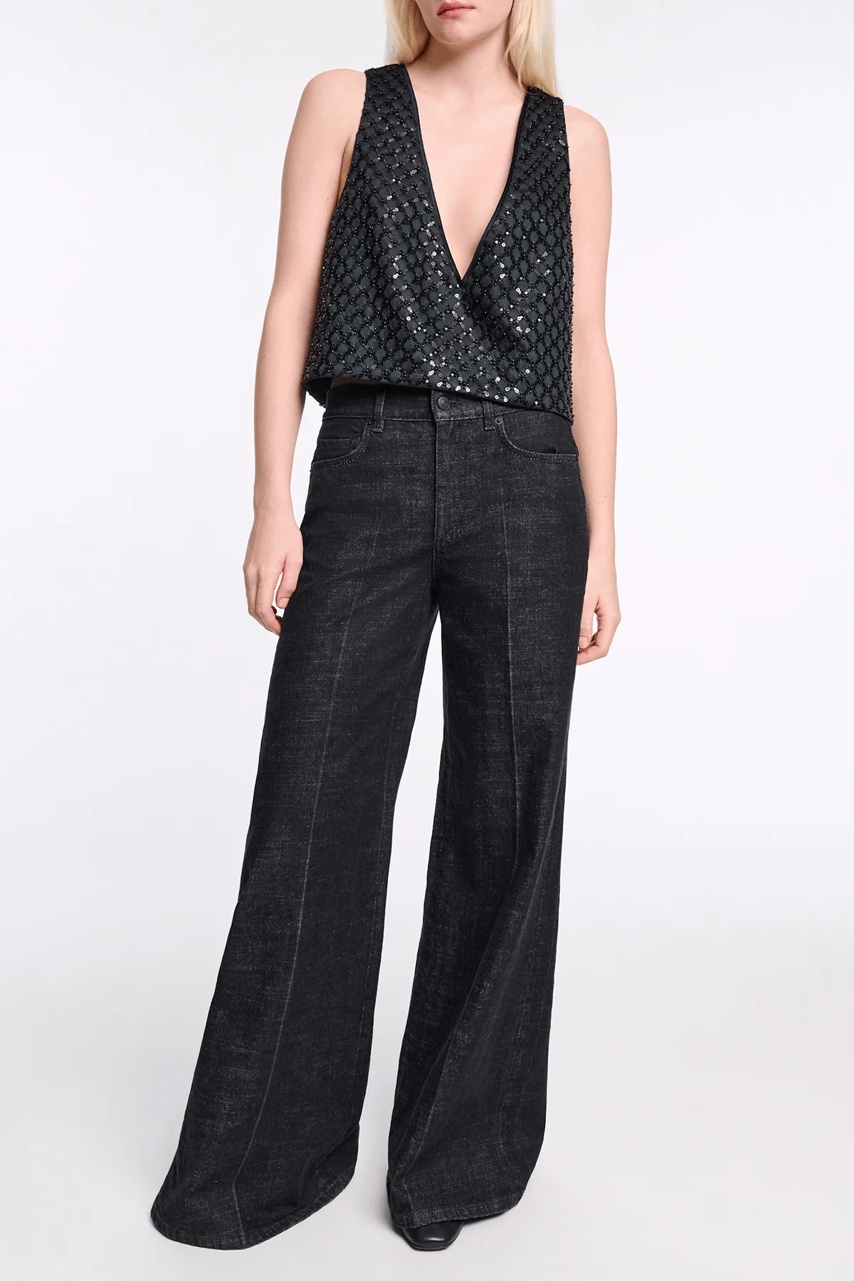 Sparkling Statement Top in Graphite - Image 2