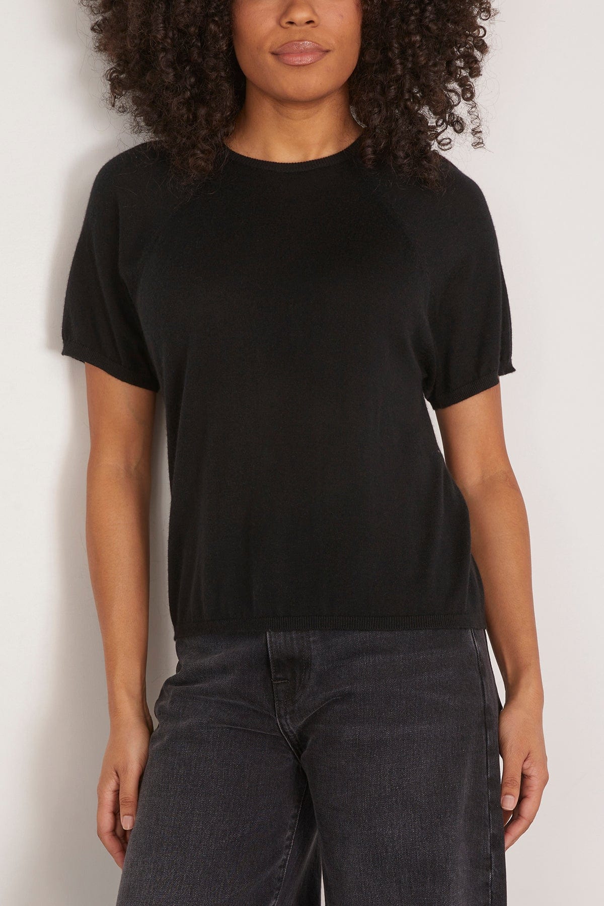 The Lee Classic Cashmere Tee in Black - Image 3