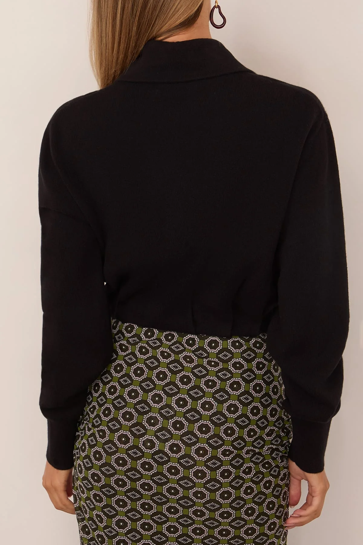 Tigre Cardigan in Black - Image 4